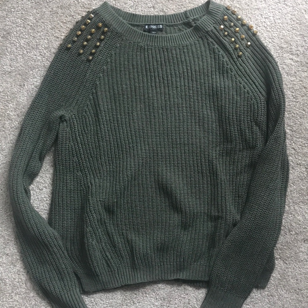 SOLD Express sweater